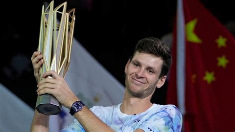 hubert hurkacz wins shanghai mast